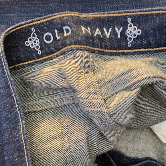 FINAL MARKDOWN Ladies’ Old Navy Button-front Denim Skirt (12) - Picture 6 of 7